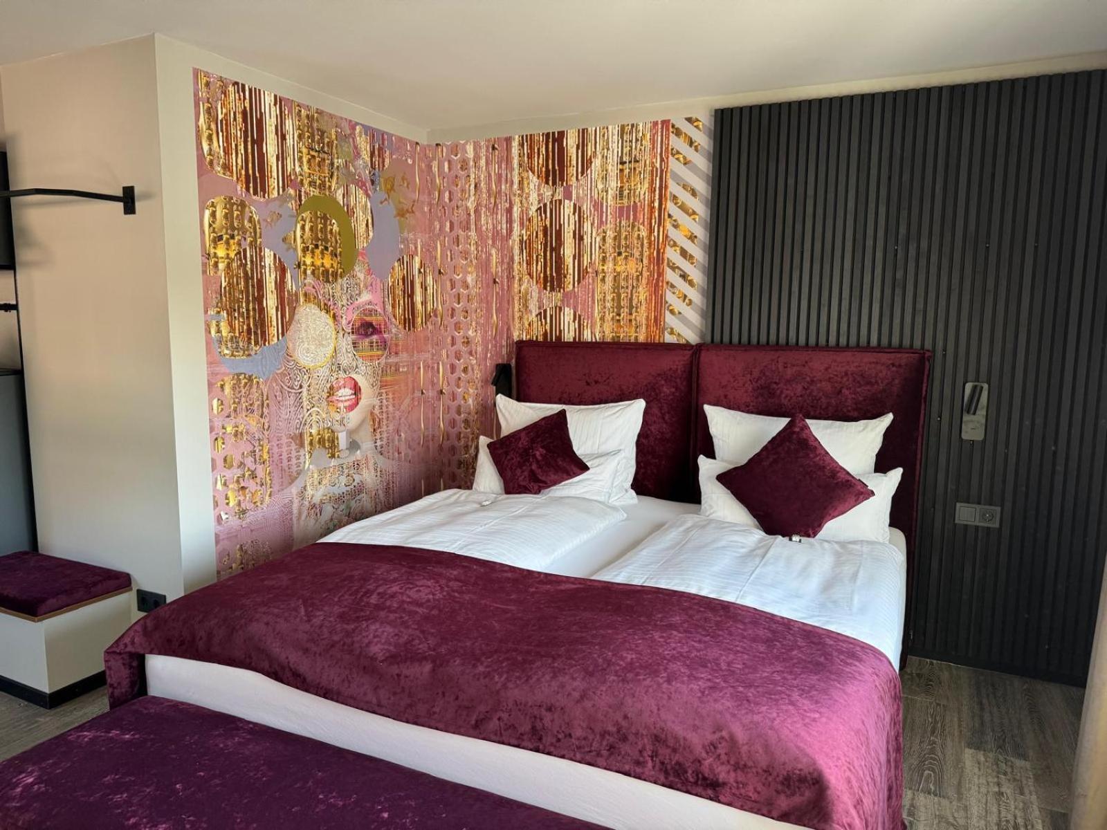 Reinhardts Hotel Buchen  Bagian luar foto